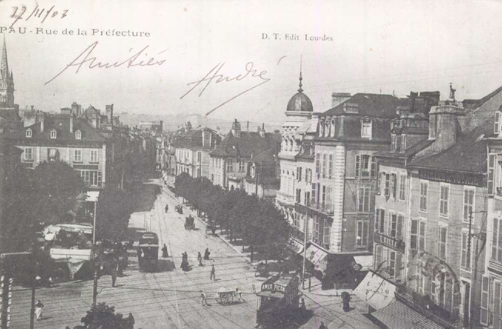  - Pau : Rue de la Préfecture ; carte postale ; 1903 ; Bibliothèque Patrimoniale Pau, cote 8-080-1 - 