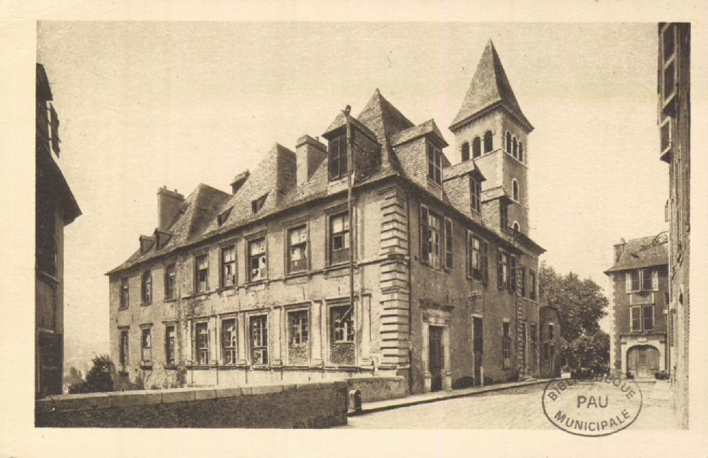  - Sans titre [Pau : Parlement de Navarre] ; carte postale ; Bibliothèque Patrimoniale Pau, cote 4-099-4 - 